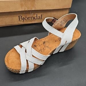 BJÖRNDAL LILY